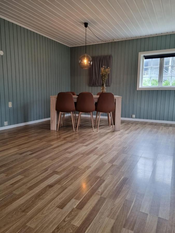 Stor Leilighet Med 4 Senger Sentralt I Forde Ngoại thất bức ảnh
